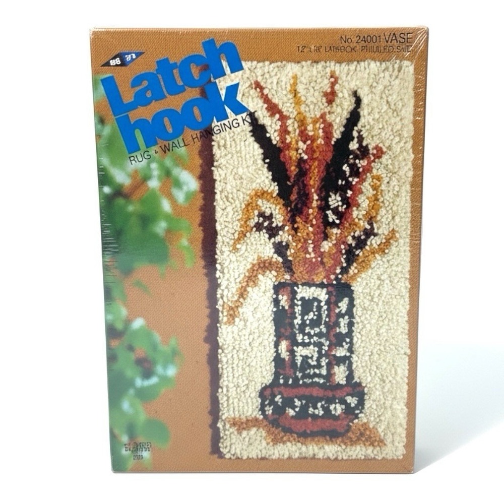 Vintage MH Yarns Latch Hook Rug Wall Hanging Kit Floral Vase No 24001 NEW Sealed